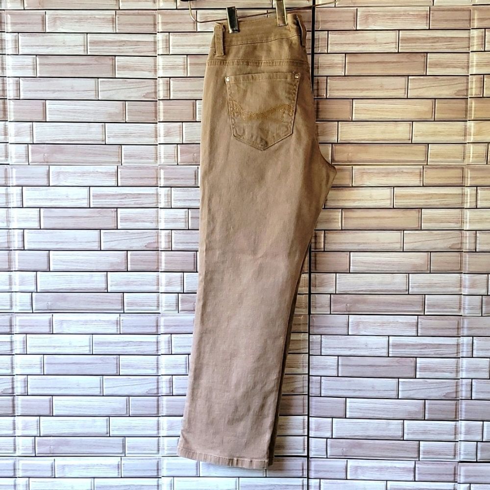 Nine west vintage America cropped jean Tan Womens Size 4